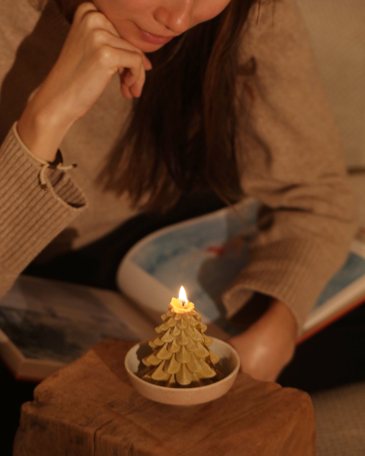 Green Hinoki Wood Christmas Candle
